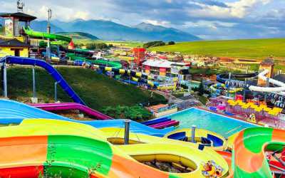 Obóz młodzieżowy, WAKACYJNY HIT !!! Z wyjazdem do Energylandii, wycieczkami do Wiednia, na Słowację i do aquaparków. Ośrodek z basenem letnim. Kolonia 7-13 lat, obóz 14-18 lat.(DW Lidia)