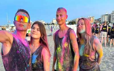 Obóz młodzieżowy, Rimini h. Crown***- obóz Party Zone - wylot z Warszawy Hotel Crown***, 8 dni 16-19 lat