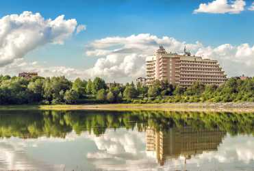 Zakwaterowanie, Sanatorium Karpaty****